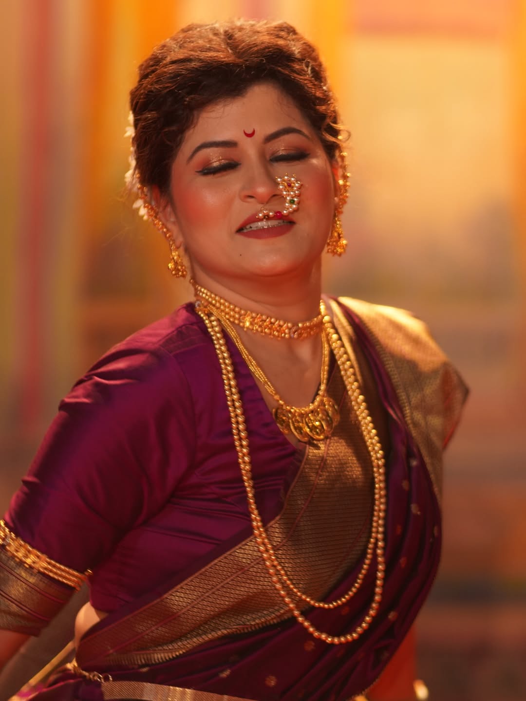 Savaniee Ravindrra MUJARA SHIVBALA Song Look