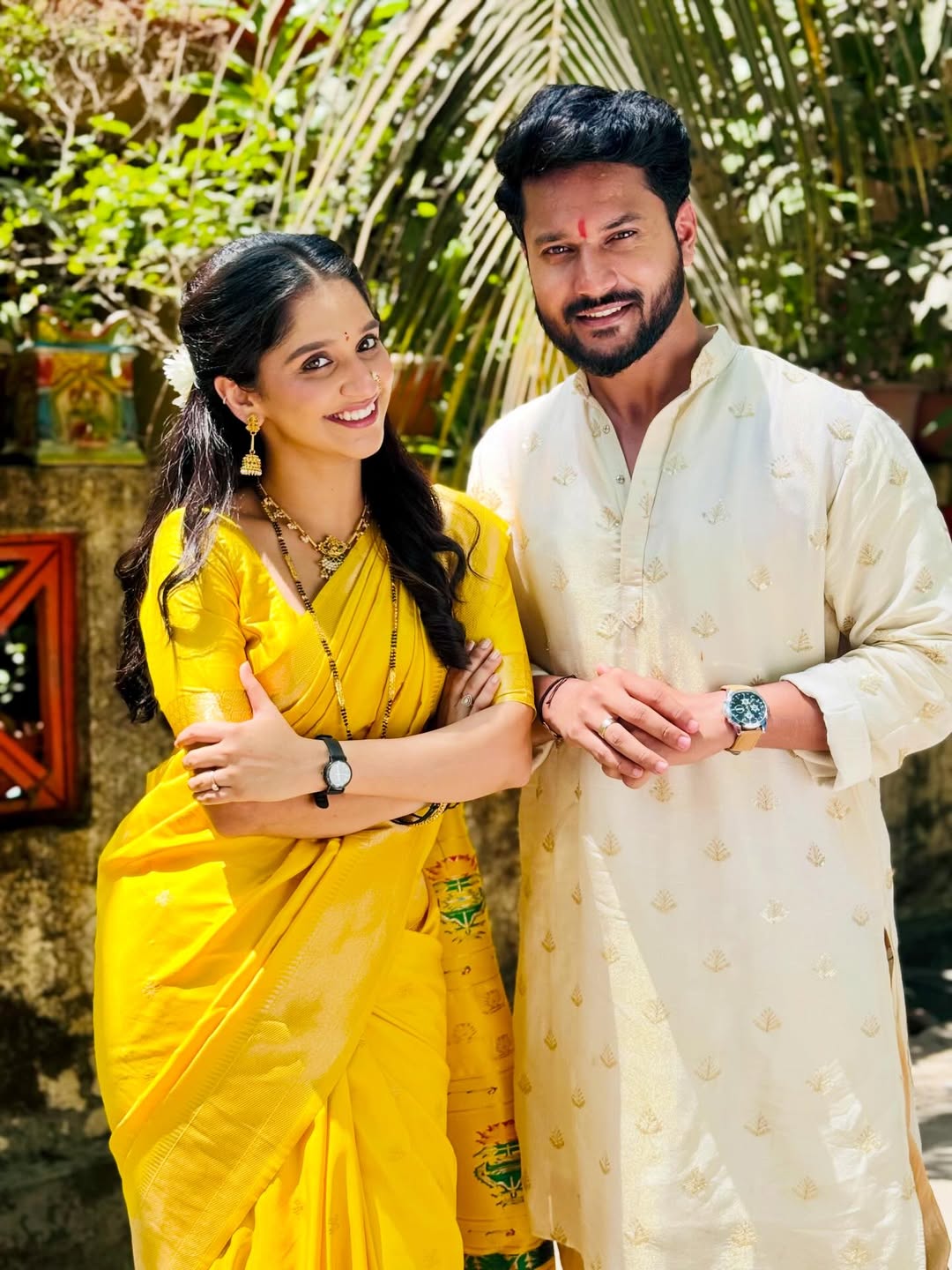 Shivani Sonar Yellow Saree Look