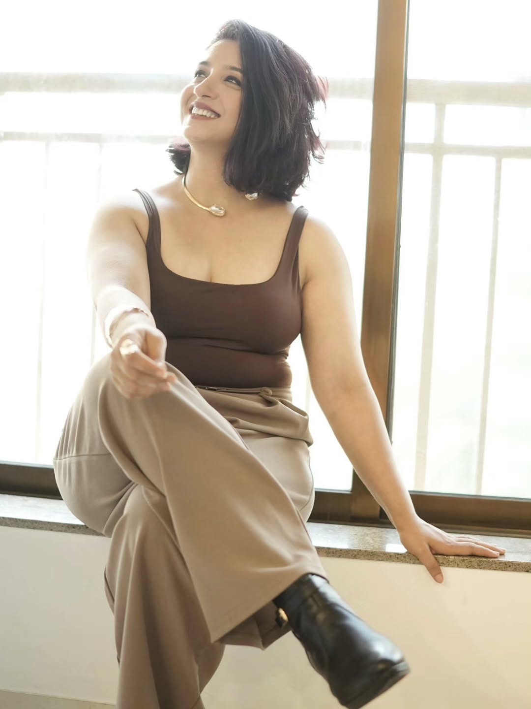 Snehlata Vasaikar Bold Look Photoshoot