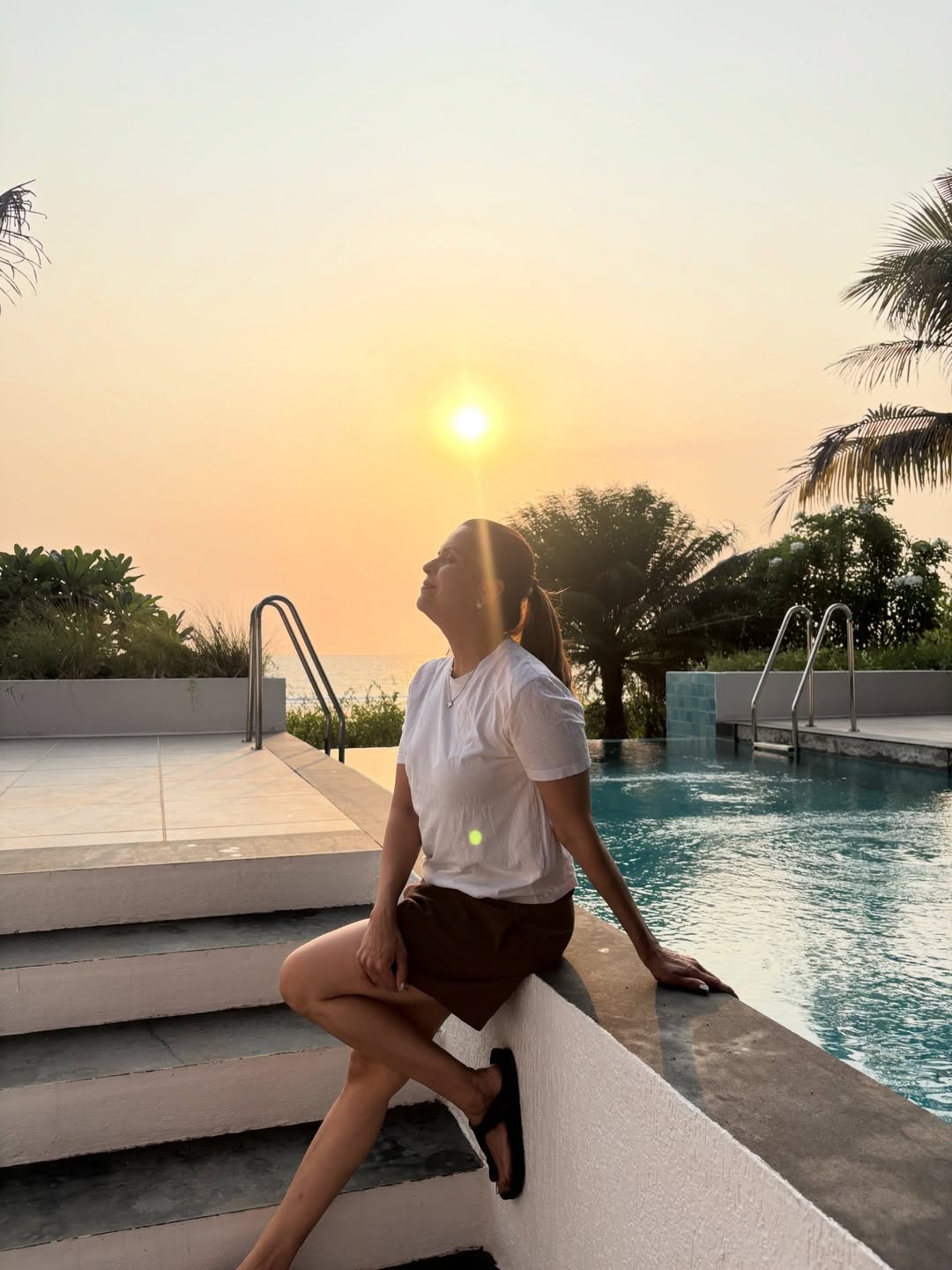 Sonali Khare Anand Sanayaah Vacation