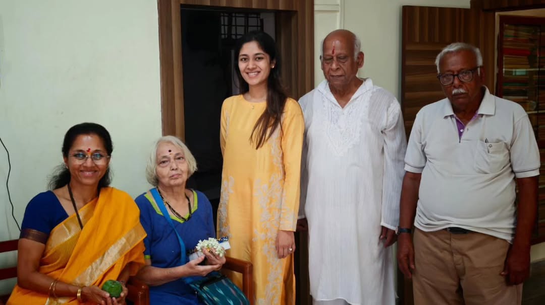 Supriya Sule Revati Sule Baramati Family Visit