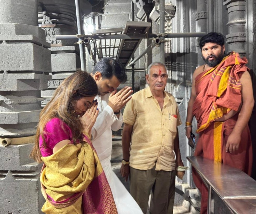 Tanishka Pawar Yugendra Pawar Kolhapur Tour
