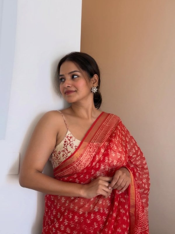 Titeekshaa Tawde Red Saree Look