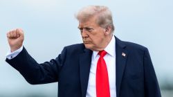 Trump Big Claim Permanent Hormuz Opening: “इराण पुन्हा कधीही होर्मुझ बंद करणार नाही”; ट्रम्प यांचा मोठा दावा, नाटोवर कडाडून टीका तर पाकिस्तानचे आभार