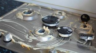 What is the best cleaner for gas burners