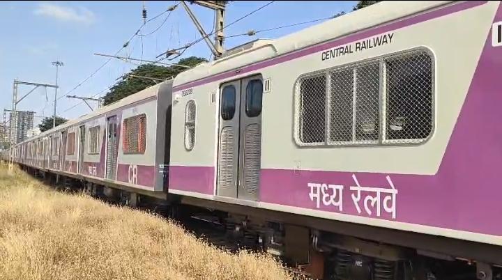 Mumbai first non-AC closed door local train