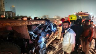 Accident scene near Kharegaon toll naka on Mumbai Nashik highway in Thane