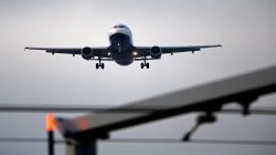 इंधन दरवाढीमुळे विमानांचे तिकीट दर गगनाला!