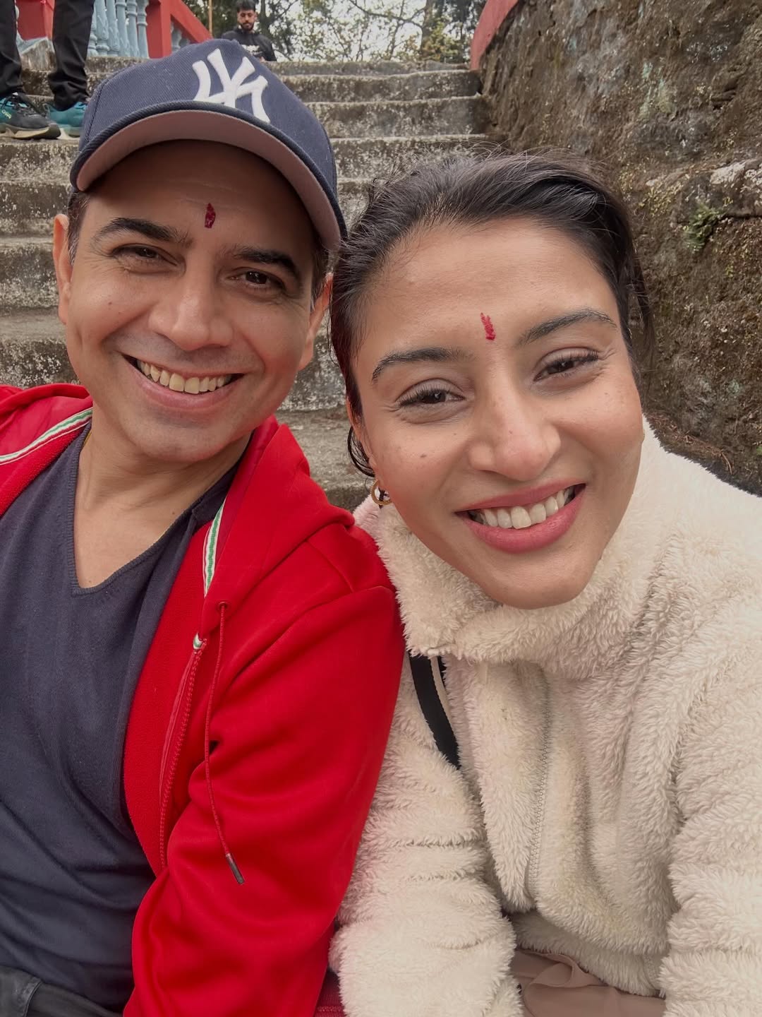 ashlesha-savant-sandeep-baswana-darjeeling-vacation-photos