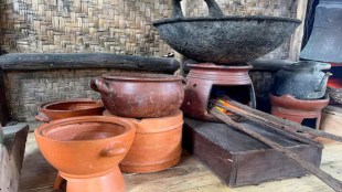 uran-clay-stove-demand-rise-middleeast-war-gas-cylinder-shortage-maharashtra