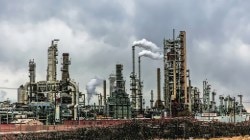 तेलाच्या अर्थझळा; पतधोरण आणि भारताची हतबलता