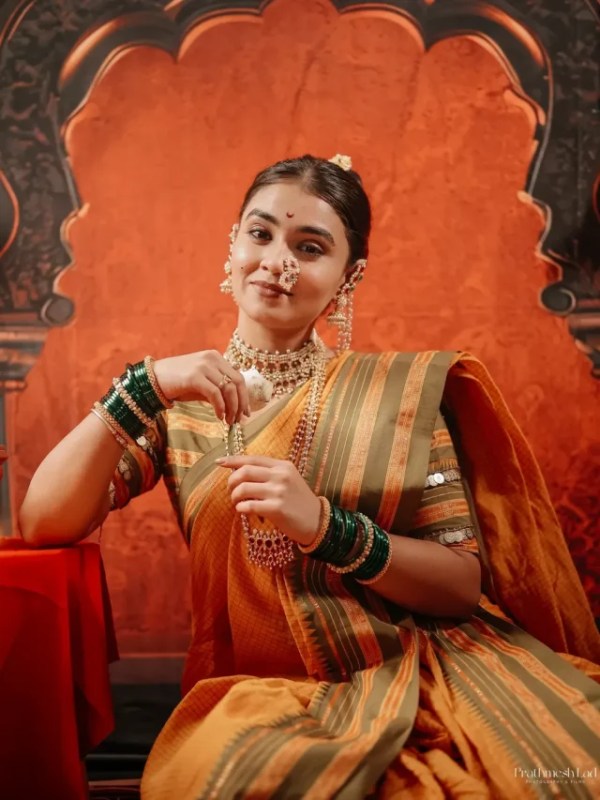 Mrunmayee Gondhalekar dance video