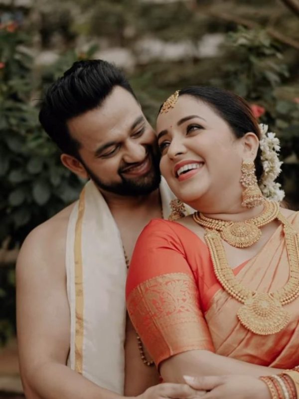 Apurva Nemlekar dance video South Indian look viral