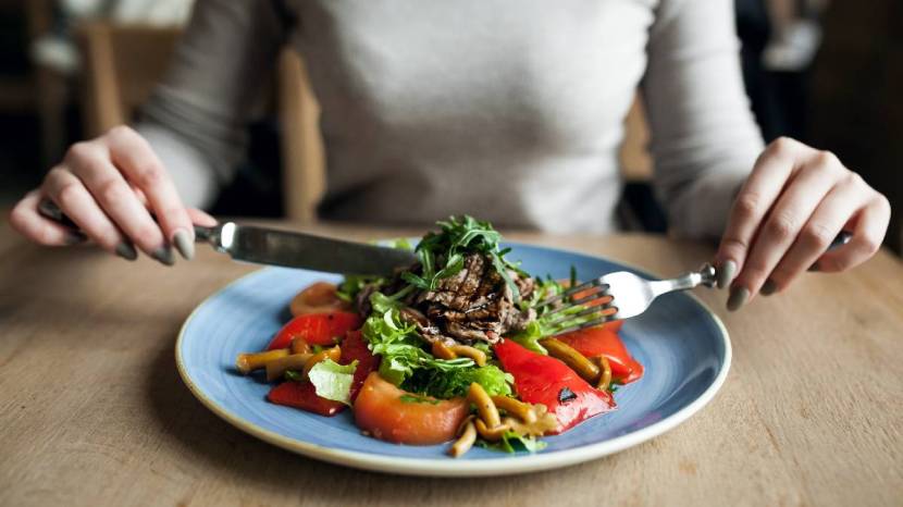 early dinners health benefits