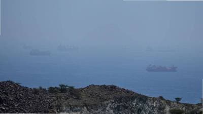 ‘आम्हाला मागे फिरू द्या!’; होर्मुझमध्ये भारतीय जहाजांवर इराणचा गोळीबार