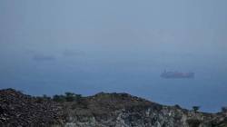 Iran Oil Supertankers Kharg Island Satellite Images: अमेरिकन नाकेबंदी झुगारून इराणची सुपरटँकर्समध्ये तेल भरणी सुरू; सॅटेलाईट फोटोंनी खार्ग बेटावरील गुपित उघड