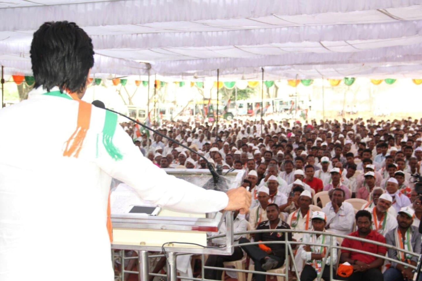 jackky bhagnani dhiraj deshmukh relation