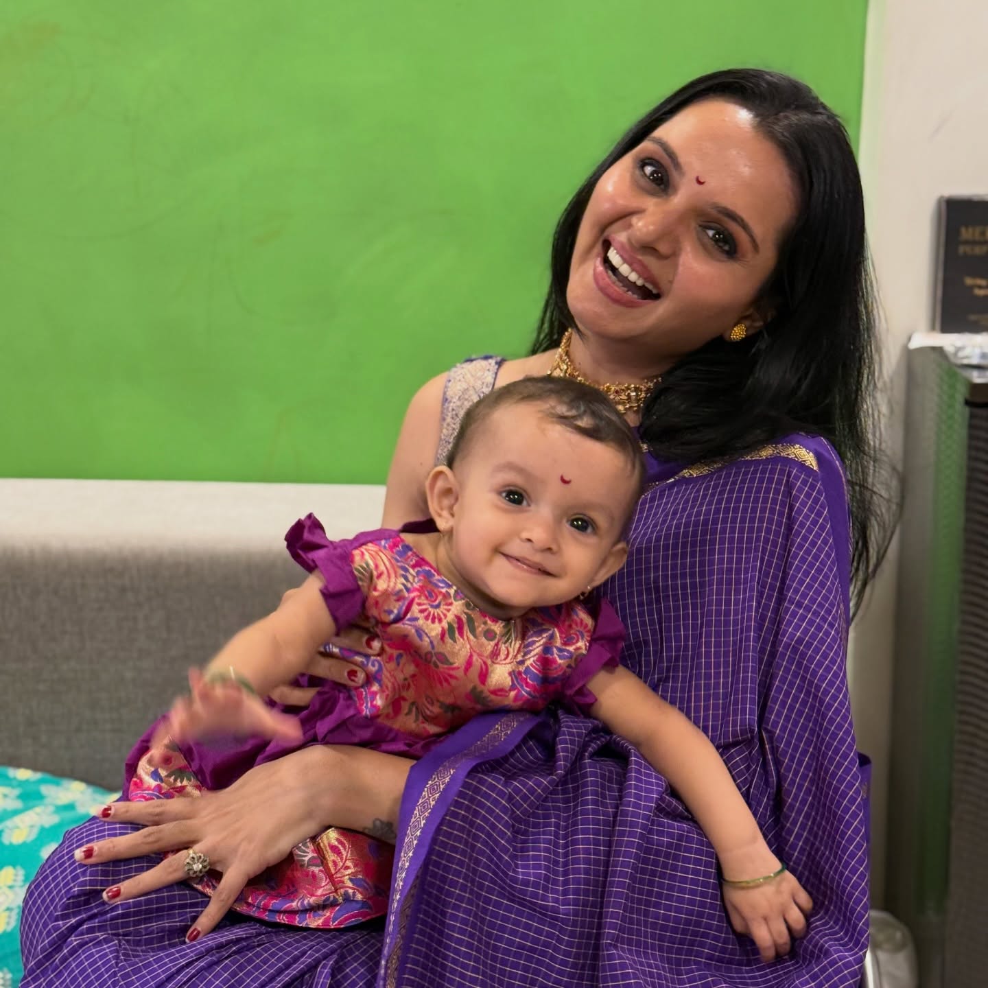 Khushboo tawade family daughter