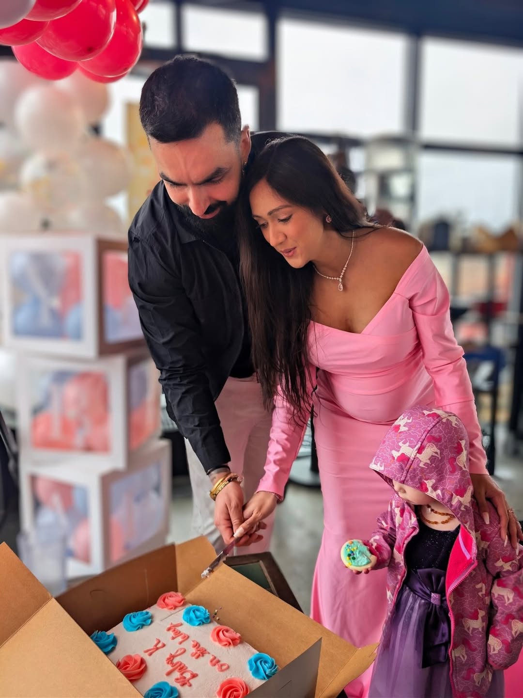 krissann barretto baby bump photos