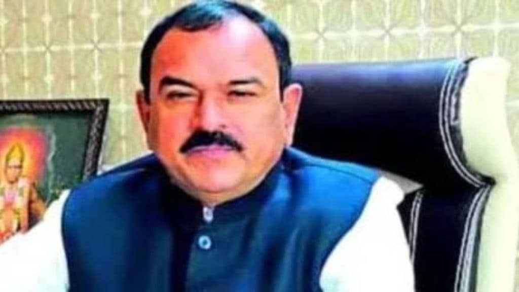 Maharashtra News Updates : अशोक खरात लैंगिक शोषण प्रकरण: ‘एसआयटी’ने अजूनही ‘त्या’ बड्या नेत्यांना हात का लावला नाही?