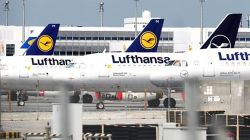 Lufthansa flight cancellations fuel price hike impact: इंधन दरवाढीचा विमानसेवा क्षेत्राला फटका! लुफ्थांसाची २० हजार उड्डाणे रद्द; खर्चात कपात करण्यासाठी मोठा निर्णय