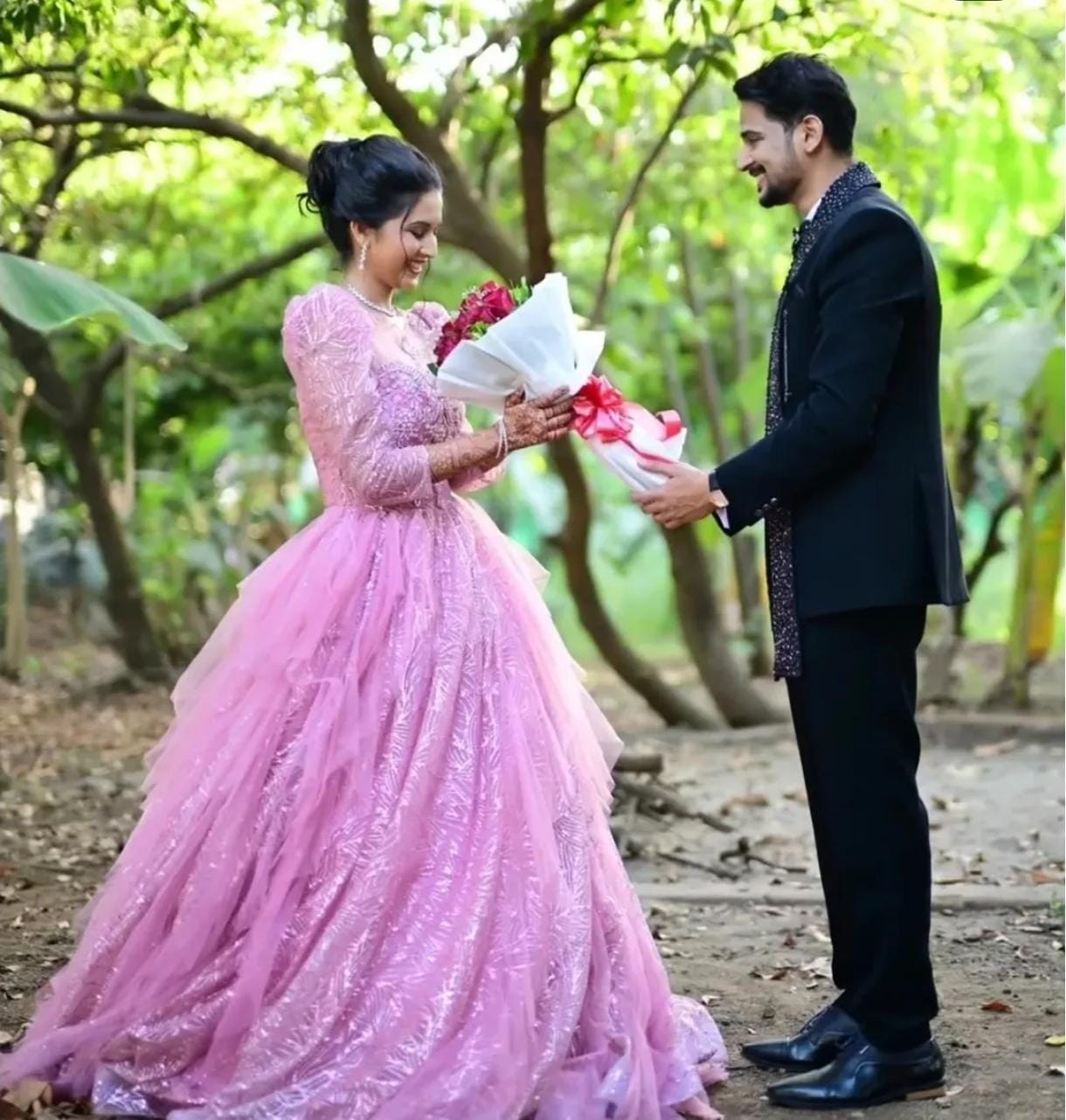tula japnar aahe fame marathi actress mahima mhatre engagement know about her husband