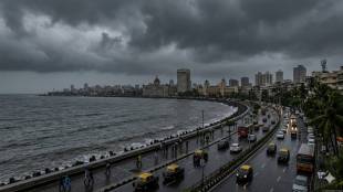 Mumbai weather update today cloudy sky | Rain forecast Thane Palghar Maharashtra | Mumbai temperature drop news | IMD weather alert Mumbai suburbs