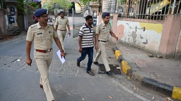 Riyaz Kazi arrest Nagpur forced conversion case | Universal Multipurpose Society Nagpur news | रियाज काजी अटक नागपूर धर्मांतर प्रकरण | नागपूर एनजीओ धर्मांतर सक्ती बातमी