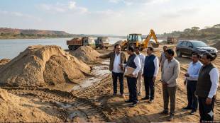 Arjun Khotkar Nanded visit Estimates Committee | Illegal sand mining Nanded Maharashtra | Billoli Tehsildar luxury car controversy | Maharashtra Vidhan Sabha Estimates Committee Nanded news