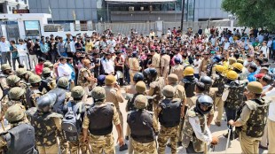 noida-industrial-workers-protest-yogi-adityanath-urban-naxal-claim-minimum-wage-hike-controversy