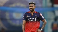 IPL 2026: RCB कडून खेळण्यासाठी थेट बोर्डाशी पंगा! नुवान तुषाराने घेतला मोठा निर्णय; नेमकं प्रकरण काय?