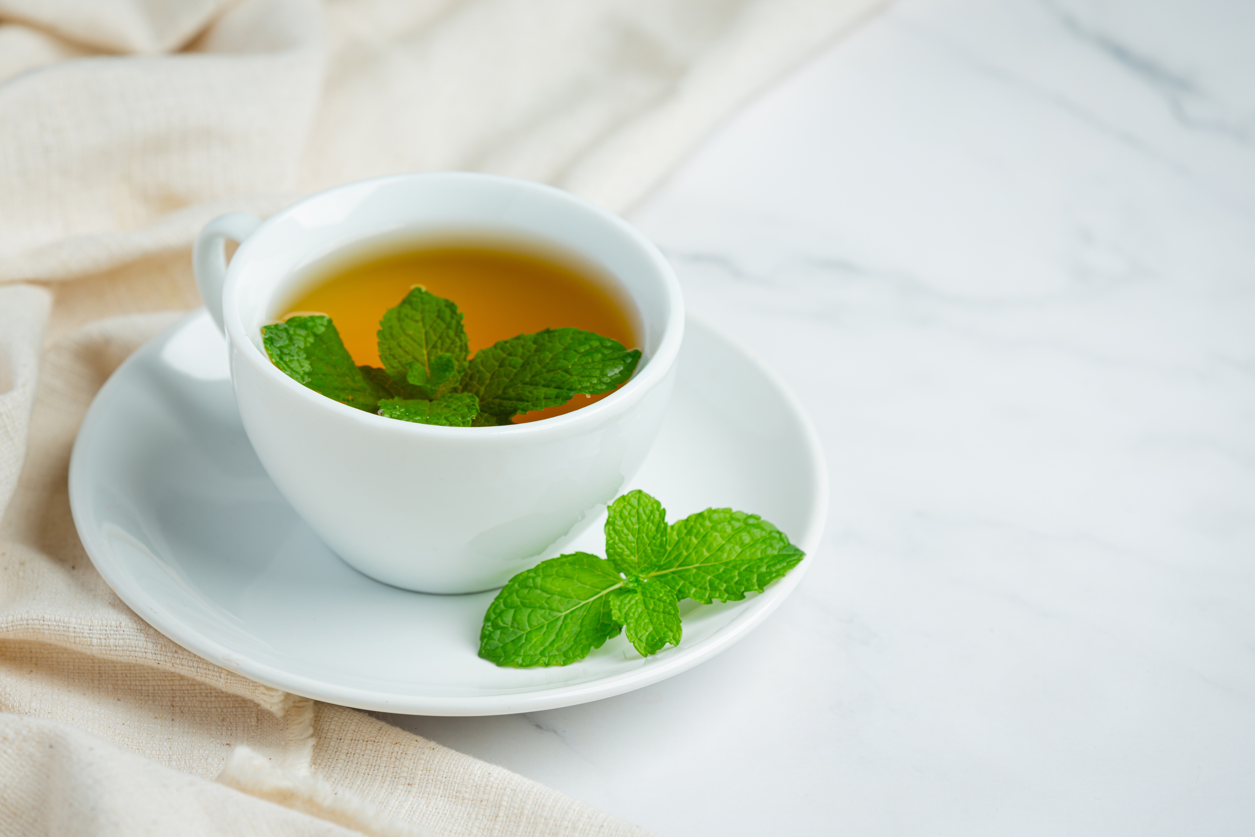 PCOS facial hair remedies, natural ways to reduce facial hair in PCOS