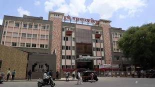Pune Municipal Corporation PMC office building | Commissioner Naval Kishore Ram PMC transfer orders | Pune BJP leaders meeting PMC engineers | Maharashtra MLC election code of conduct Pune