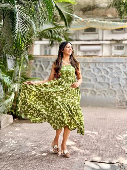 pooja sawant photos