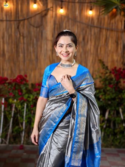 Sonalee kulkarni photo gallery