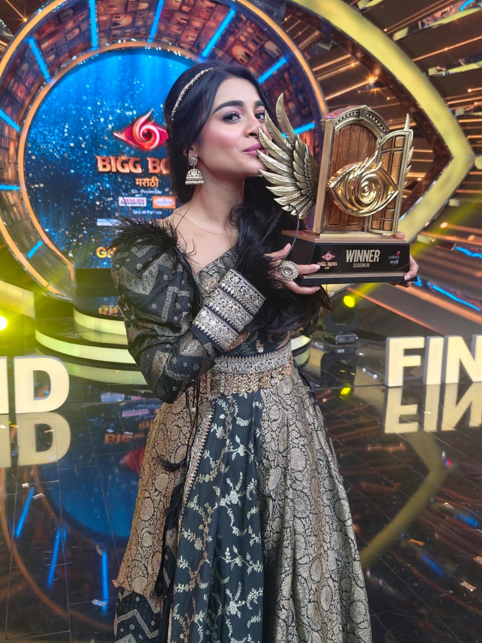 bigg boss marathi 6 winner tanvi kolte know more about her exit from zee marathi lakshmi niwas serial