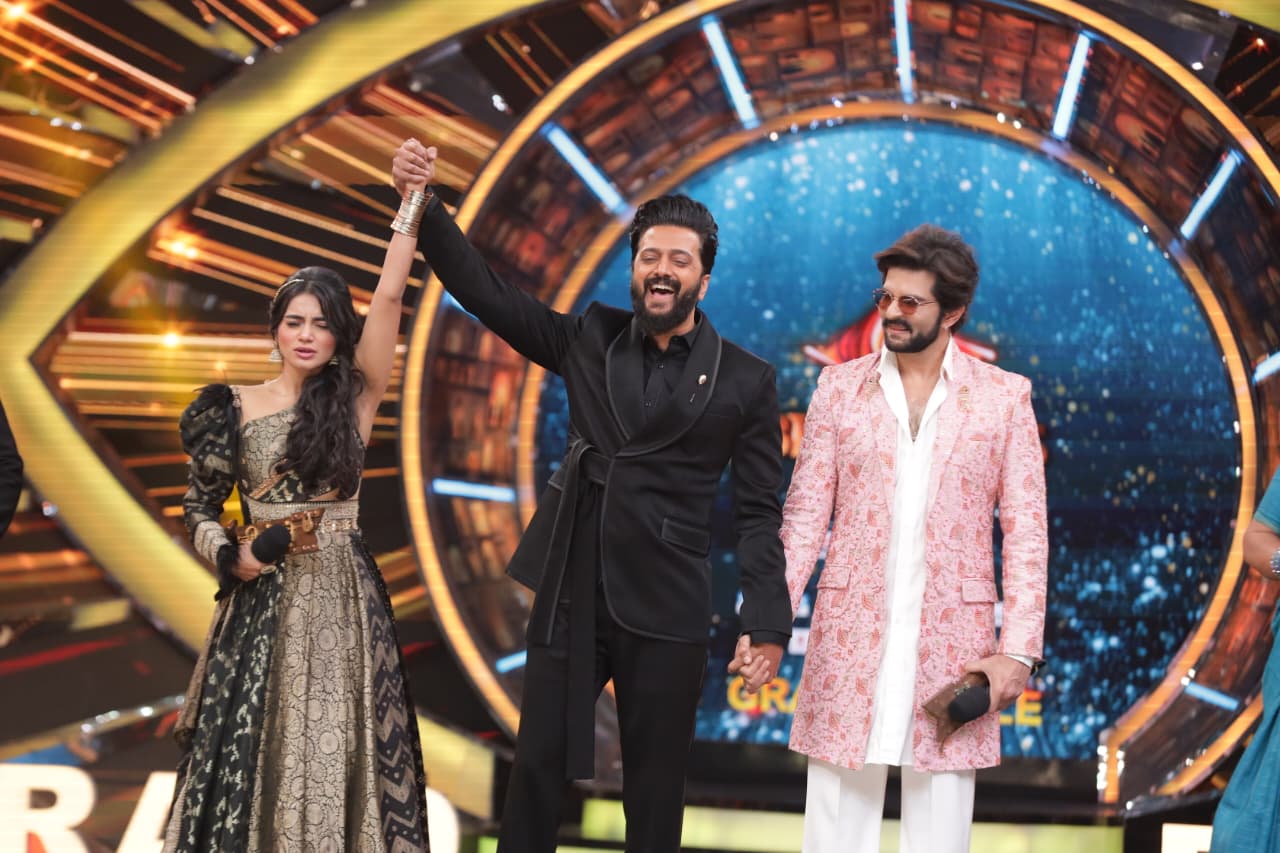 bigg boss marathi 6 winner tanvi kolte know more about her exit from zee marathi lakshmi niwas serial