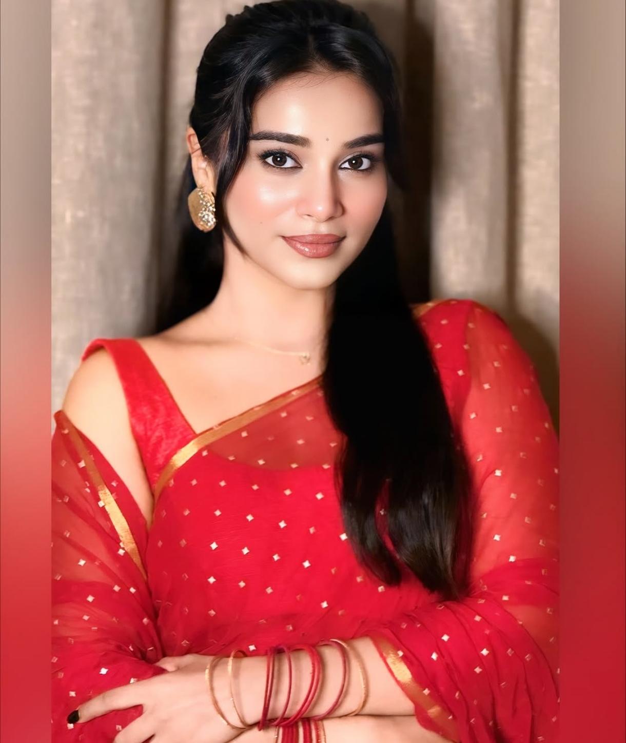bigg boss marathi 6 winner tanvi kolte know more about her exit from zee marathi lakshmi niwas serial