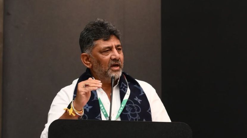 मायनेता डॉट कॉमनुसार शिवकुमार यांच्यावर ५०३ कोटी रुपयांचे कर्ज देखील आहे. (फोटो- Instagram/ D.K. Shivakumar)