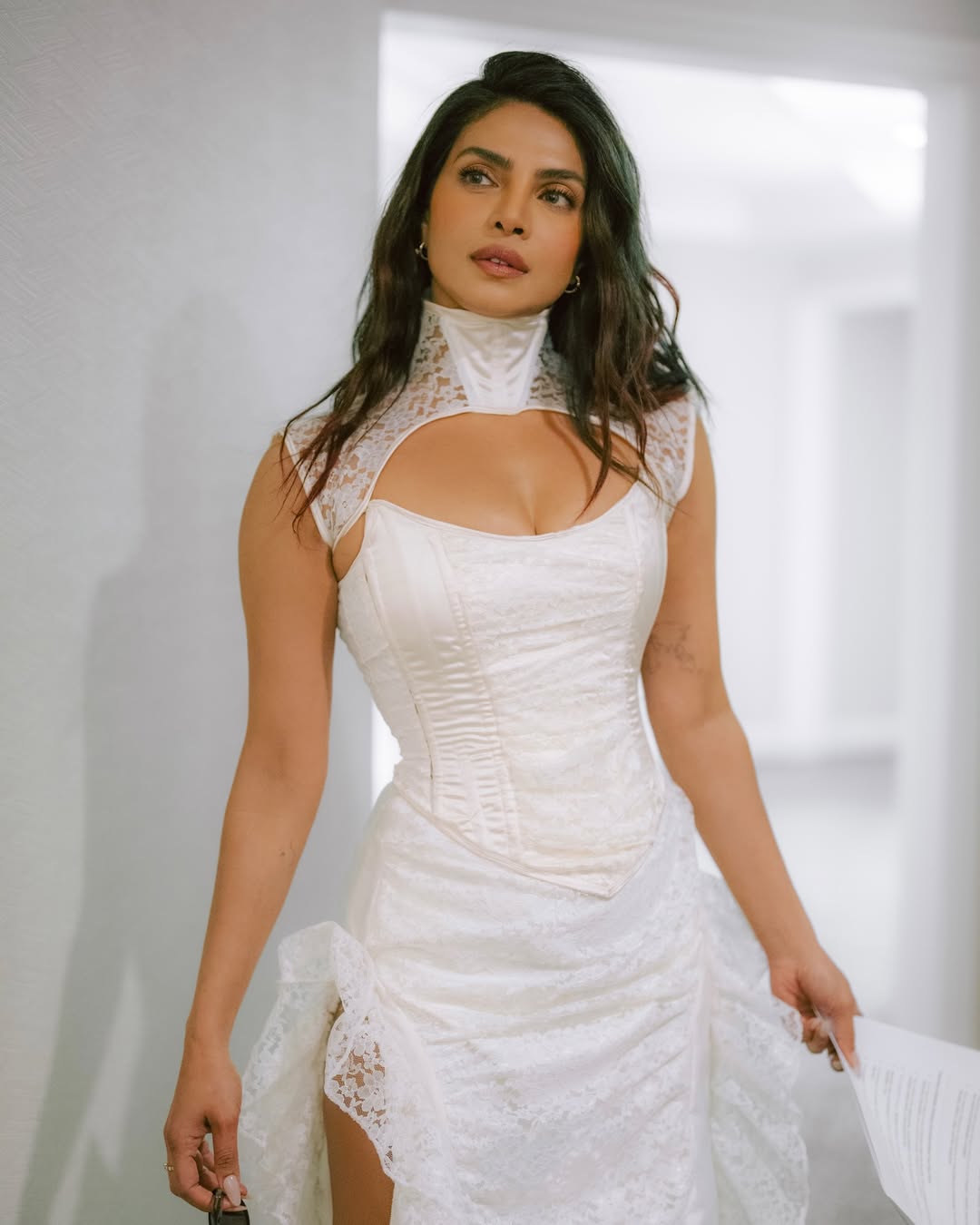 Priyanka Chopra stunning bold photos