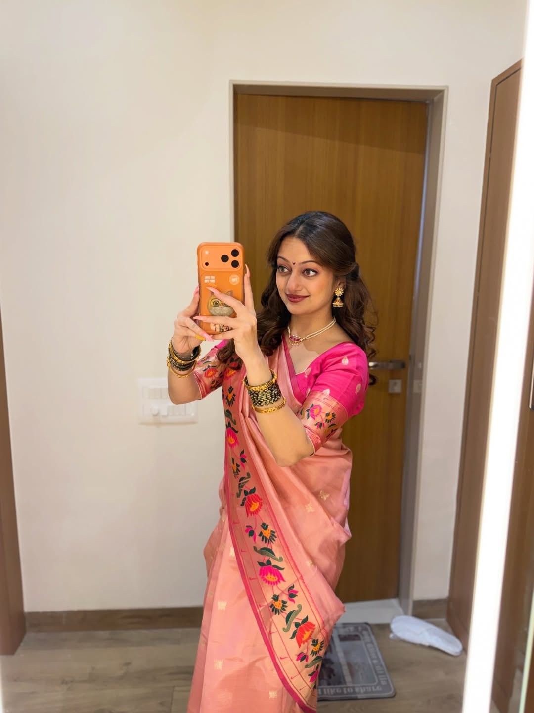 Mansi Naik Marathi Look
