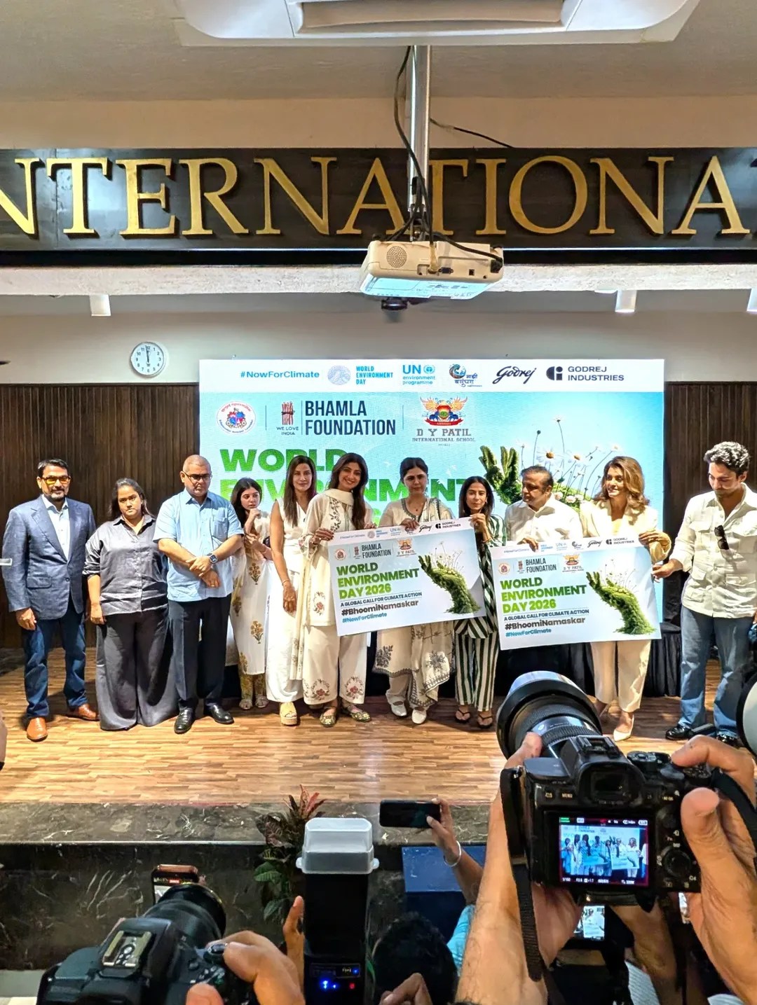 Shilpa Shetty tree plantation event bjp leader pankaja munde