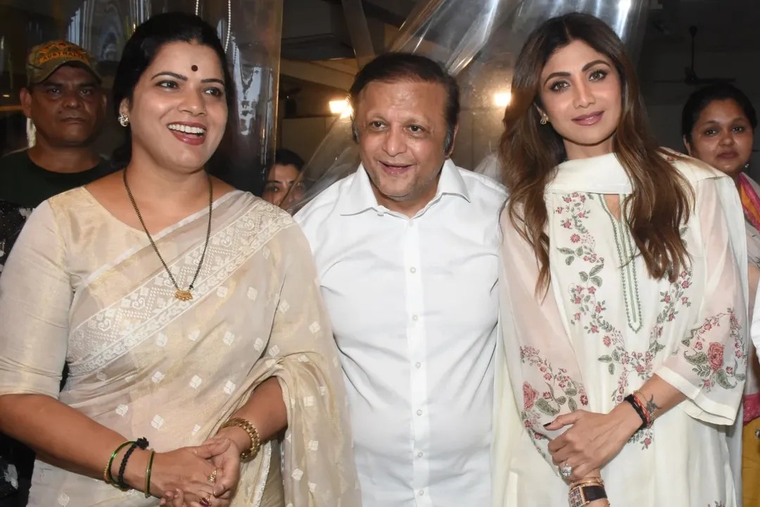 Shilpa Shetty tree plantation event bjp leader pankaja munde