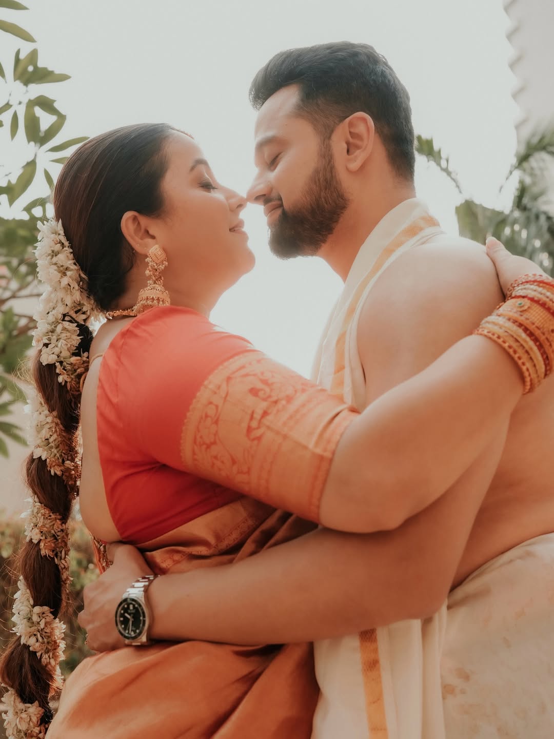 Apurva Nemlekar Tanuj Govalkar Hampi Honeymoon