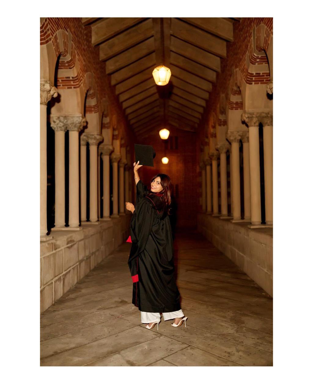 Bala Nandgaonkar Daughter Srushti Nandgaonkar Convocation