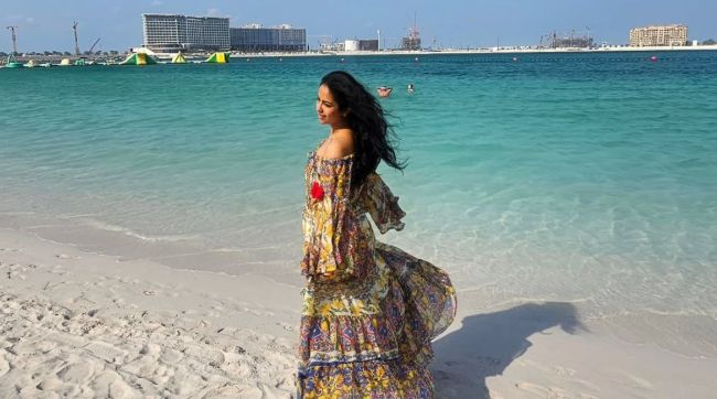 Balika Vadhu fame actress Avika Gor leaves India to permanently settle in Bangkok