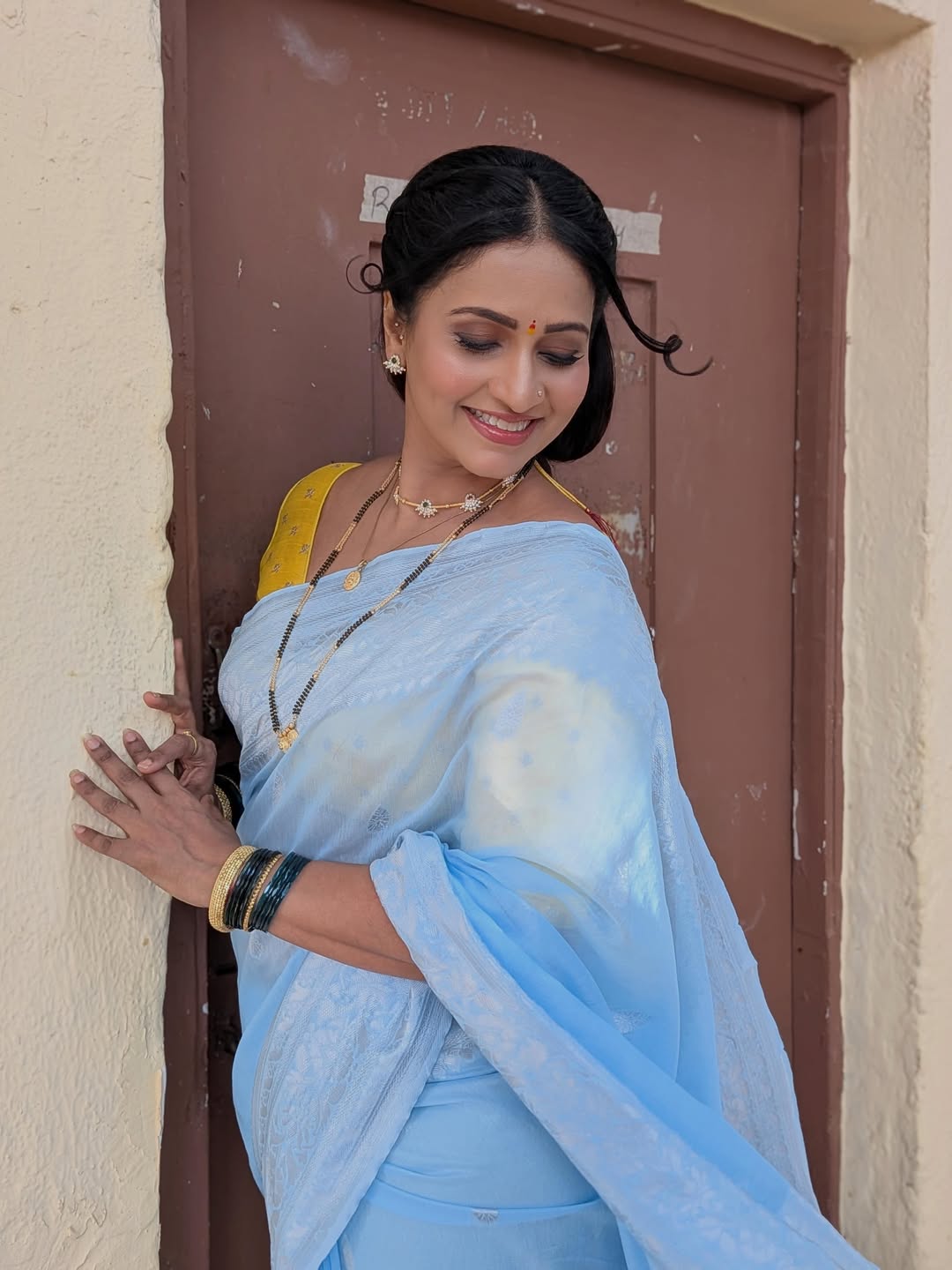 Mee Sansar Majha Rekhite Tv Serial Fame Actress Dipti Ketkar Skyblue ...