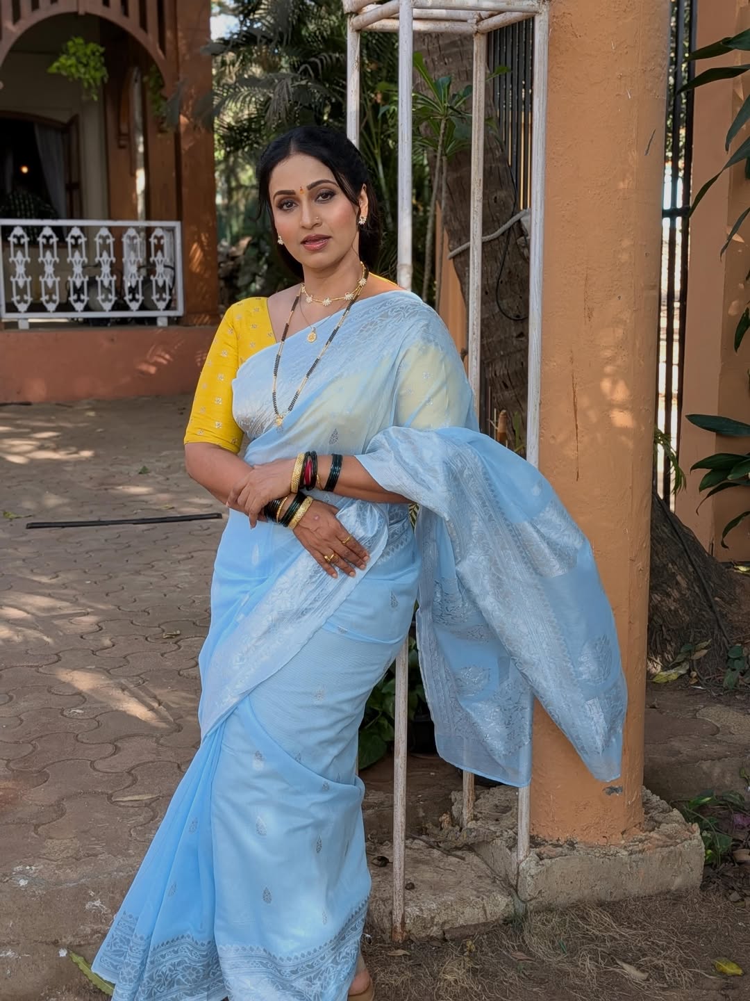 Mee Sansar Majha Rekhite Tv Serial Fame Actress Dipti Ketkar Skyblue ...