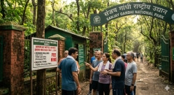 राष्ट्रीय उद्यानातील पर्यटन सेवांच्या शुल्क वाढीस स्थगिती