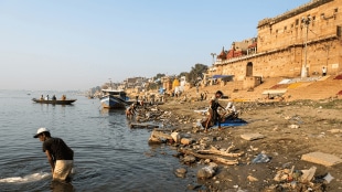 Allahabad High Court verdict on Ganga river case | Five accused get bail in Varanasi boat party case | गंगा नदी इफ्तार पार्टी प्रकरणात ५ जणांना जामीन | अलाहाबाद उच्च न्यायालय गंगा नदी धार्मिक भावना